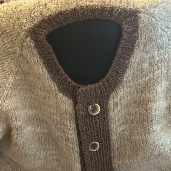 Mo Hair and Wool  sweater! Hand knit by Jack Charney! - Picture 9 of 9